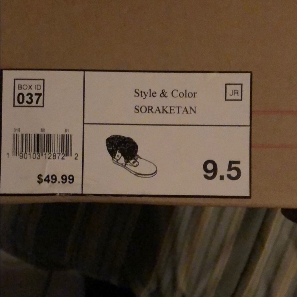 Boot like with cuff size 9.5